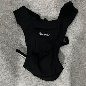 Ergobaby Pure Black Embrace Carrier